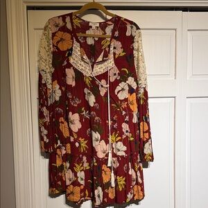 Umgee Burgundy Floral Midi Dress with Cream Lace